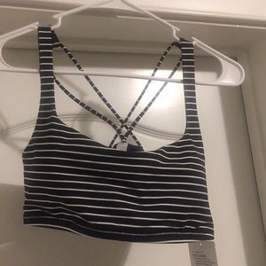 Lululemon Free to Be Bra NWT